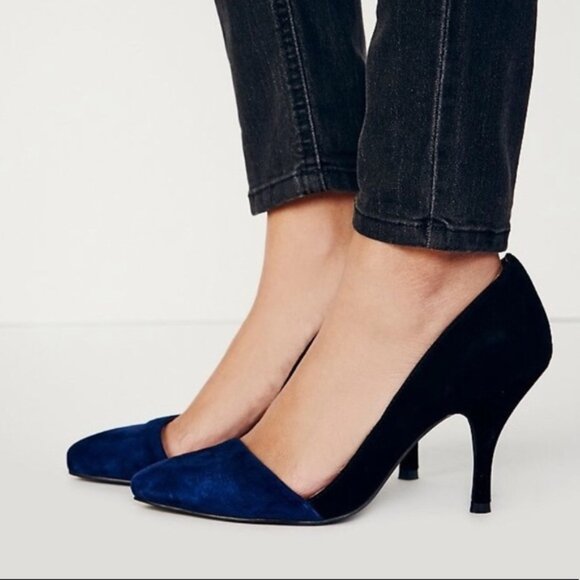 JEFFREY CAMPBELL X FREE PEOPLE Meridian Suede Pumps Heels Sz 6 - Picture 1 of 7